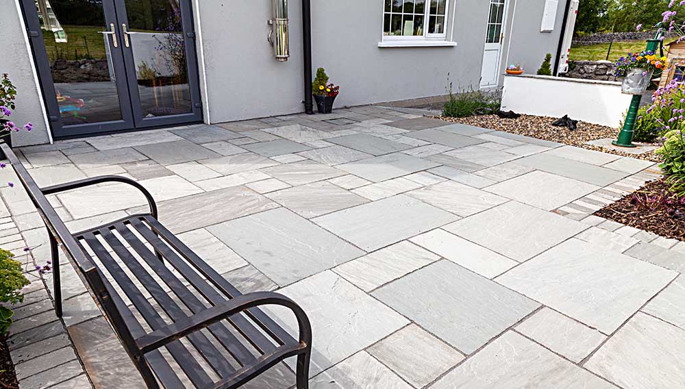 Grey Patio with Garden Bench jointed with Joint-It Simple paving grout