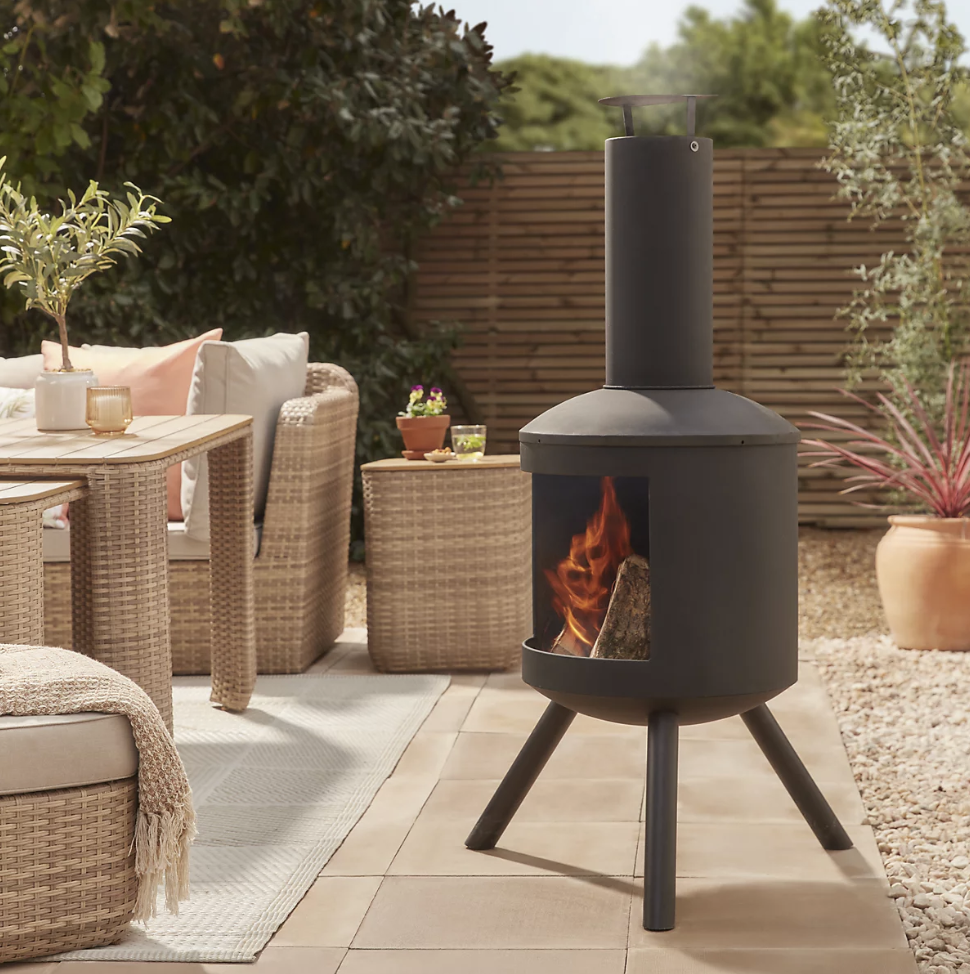 outdoor fireplace
